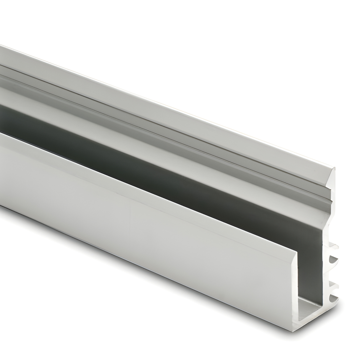 250 cm. aluskinne til montering af 6 mm spejl