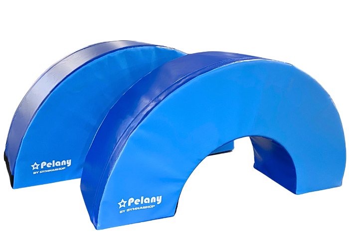 Cirkel 2-delt med velcro er bare helt fantastisk til børn.
Du kan sætte den sammen med andre redskaber fra kategorien sjov og leg til gymnastik.
I børnehaven vil disse også være et hit, da man kan lege motorik og balance ind i børnene og så bliver d