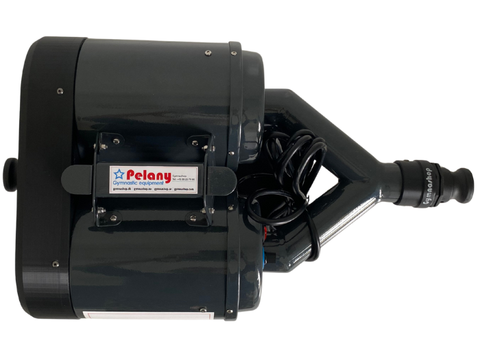 Tyfon B6400 Dobbelt Elefant blæser.
Vi leverer den, så den passer til jeres airtrack.
Tyfon B6400 kan både fylde og tømme jeres airtrack.