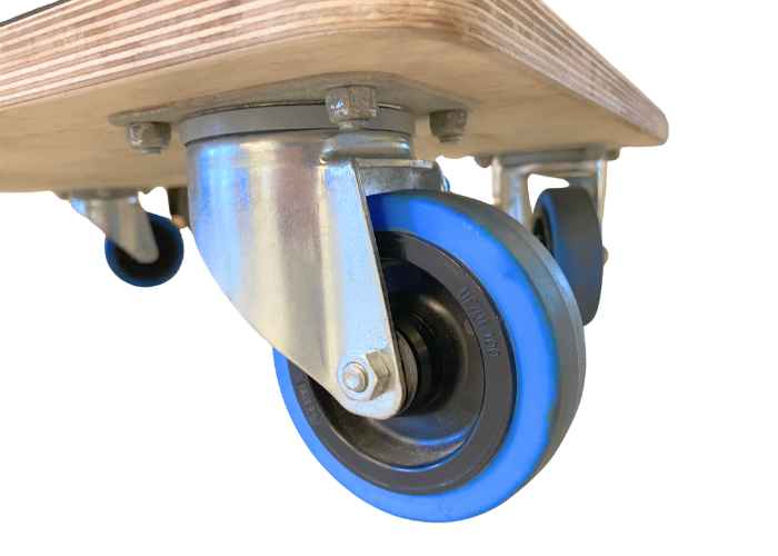 Redskabshund 45x70 cm
4 stk. kraftige hjul.
Toppen er belagt med skridsikker gummi.
Bærehåndtag.