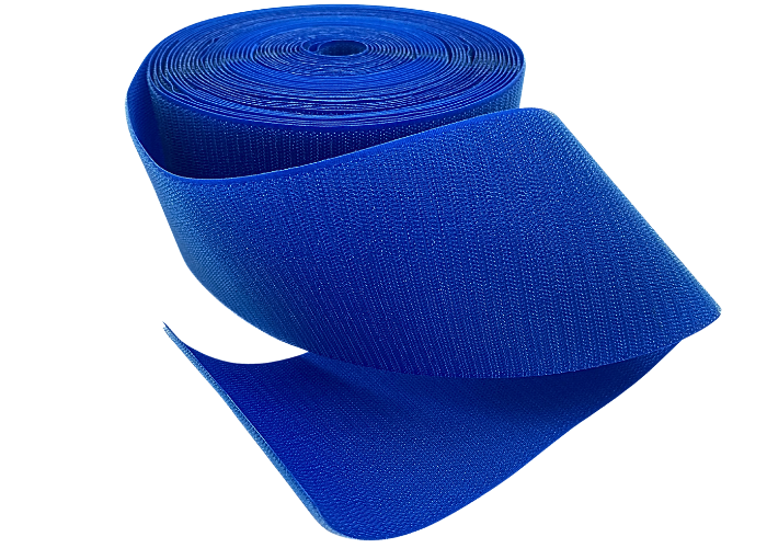 Velcro hook 10 cm mørk blå. Velcrobånd, burrebånd, hook & loop eller amerikansk lynlås, kært barn har mange navne, men vi ved alle hvad det er og kender til den smarte og praktiske brugsfunktion – det er perfekt til at holde ting sammen og holde dem