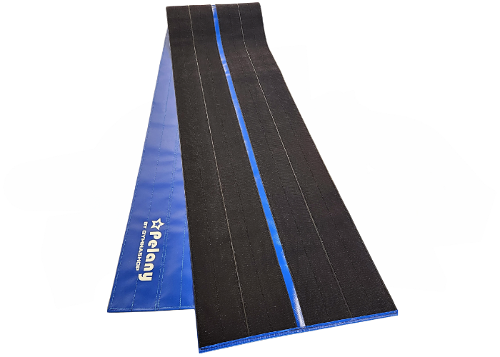 Velcrobånd til samling af redskaber.
Velcrobånd syet på PVC dug til samling af redskaber.