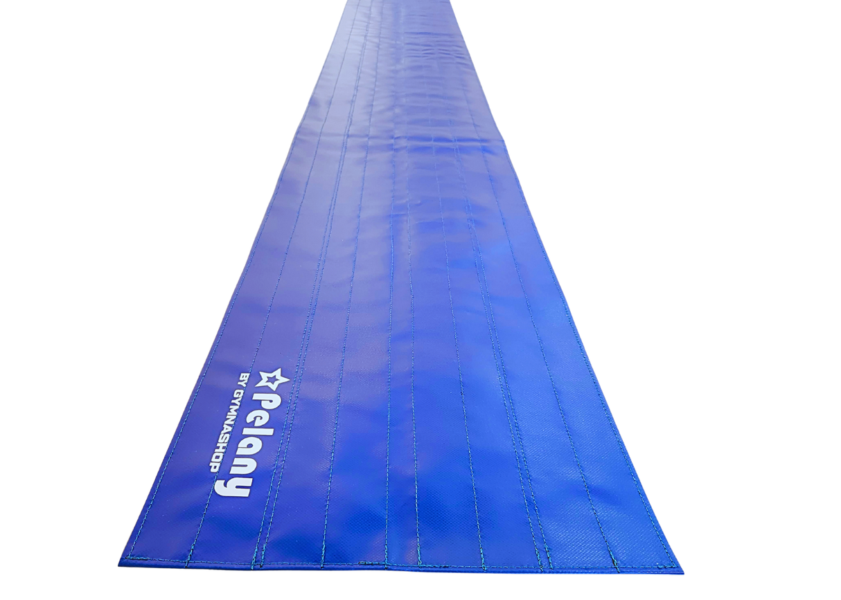 Velcrobånd til samling af redskaber.
Velcrobånd syet på PVC dug til samling af redskaber.