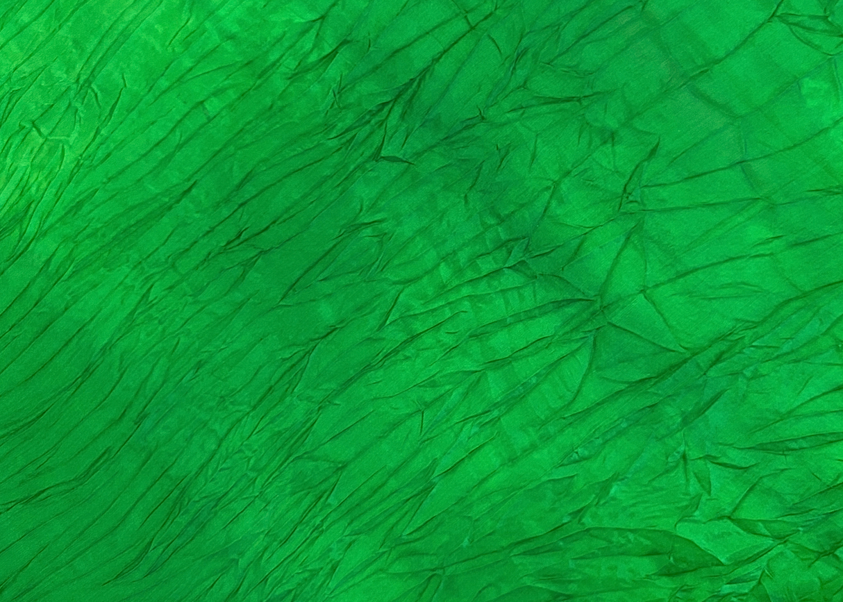 MALA viftevimpel. Viftevimpler er et af de nyeste håndredskaber på markedet. Viftevimplerne findes i flere forskellige flotte farvekombinationer.
Viftevimplen er fremstillet af 170 x 80 cm let og smidigt silkestof, monteret på en 55 cm bred vifte lav