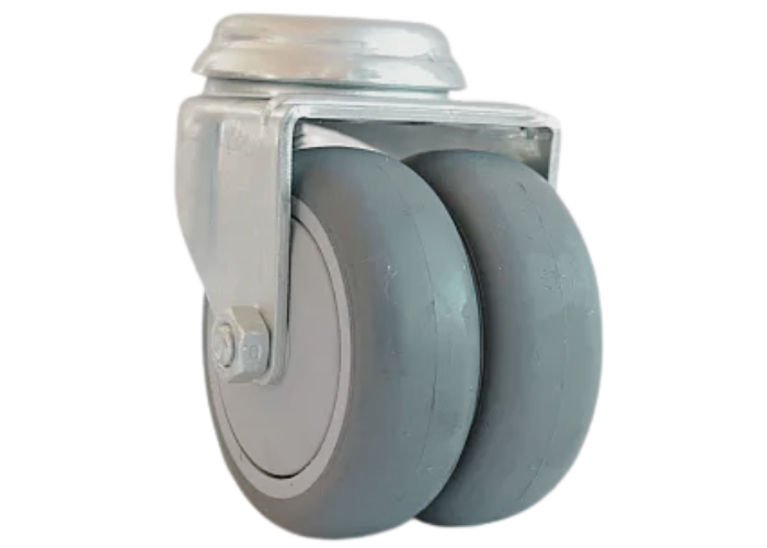 Dobbelthjul til minitrampolin. FALCON® minitrampolin fra Pelany fås i 3 forskellige modeller - til børn, junior og senior, med 32, 36 eller 40 fjedre.
Skridsikre fødder.
Pelany 2-string dug.
Stærke fjedre, med uovertruffen springkraft.
Fleksibel tilp