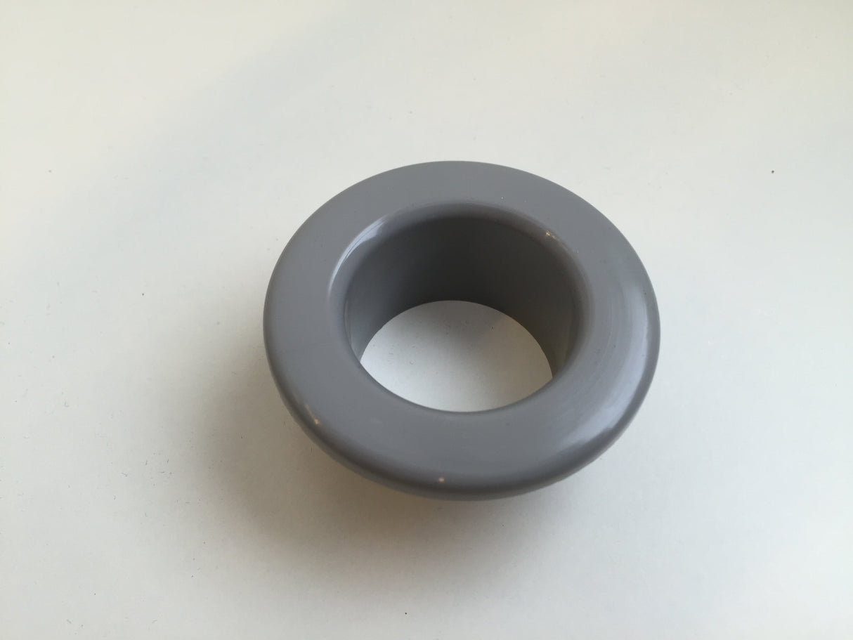 Plastbøsning til stålplint