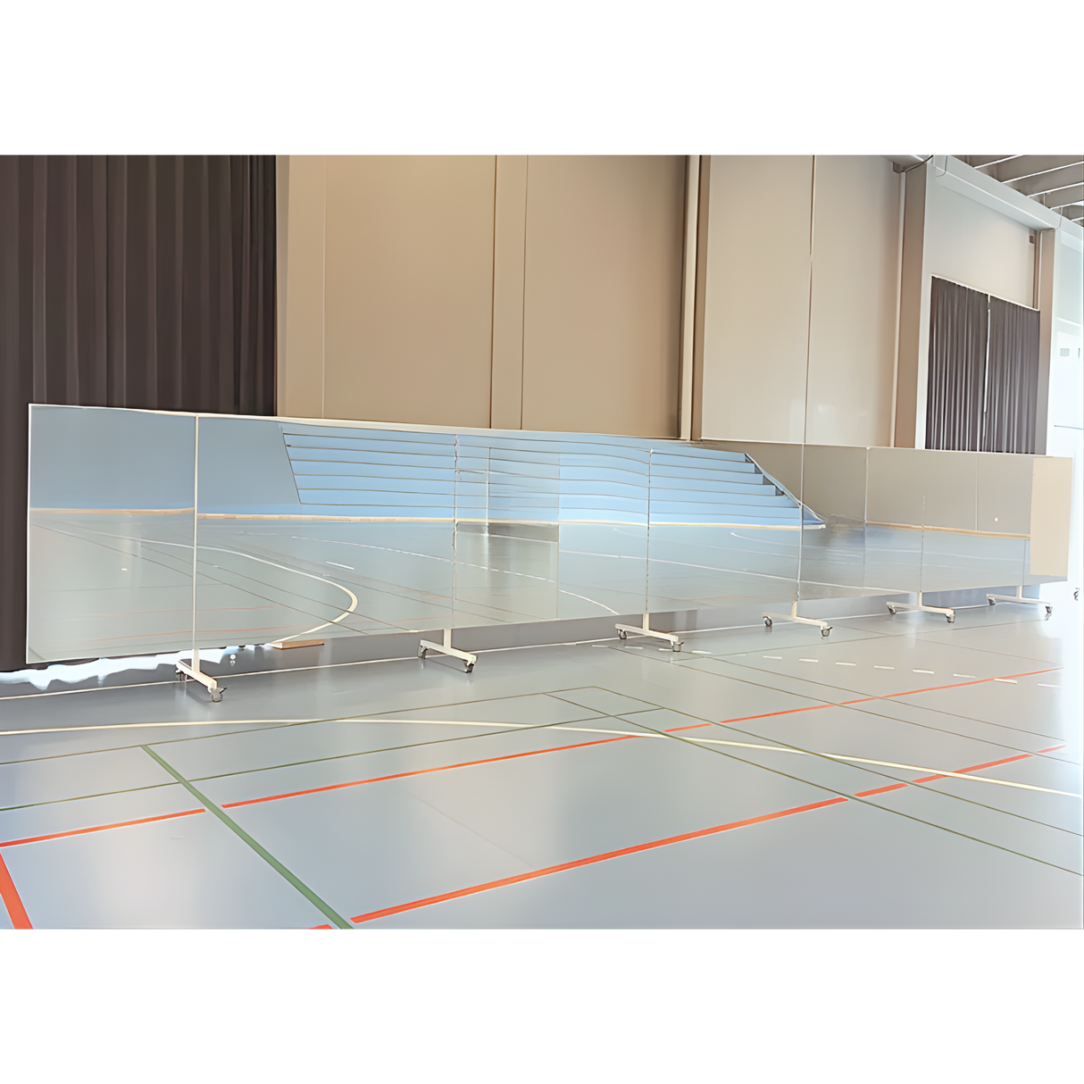 Mobil spejlvæg med sidespejle L300 cm