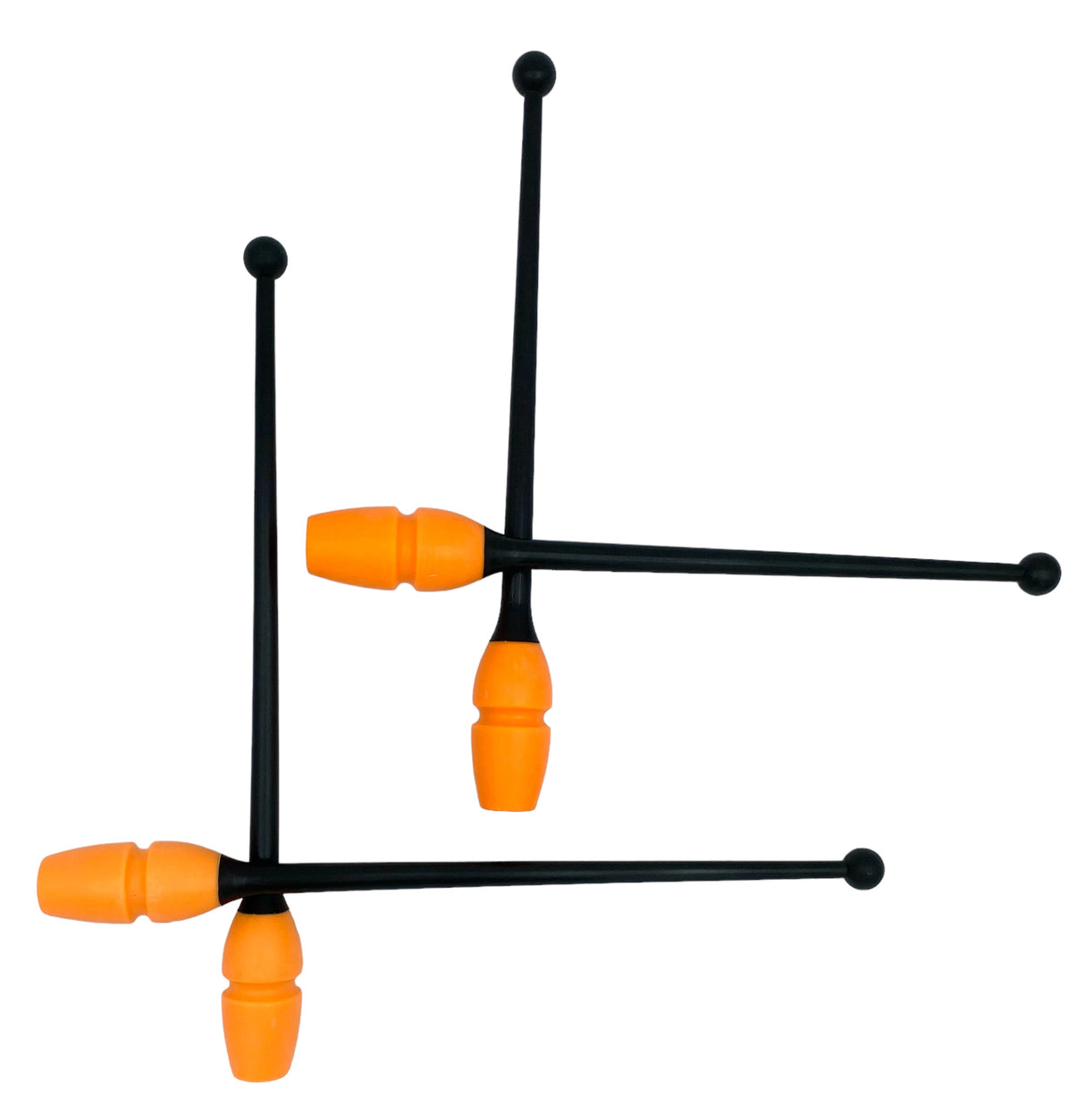 Tofarvet gymnastikkølle fra Pastorelli med en krop (den orange del) af gummi, hvilket gør, at køllen kan stødes mod gulvet og springe tilbage.
Køllerne kan også sættes sammen i forlængelse af hinanden.
En farverig kølle til træning, opvisning, show