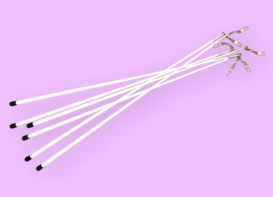 MALA vimpelstang til rytmisk gymnastik.
Klassisk hvid vimpelstang i glasfiber, med endeprop i gummi, samt øje og svirvel til vimpelmontering.
Rigtig god kvalitet.
Designet til at give gymnasten optimal effekt af koreografier, sving og kast med vimpl