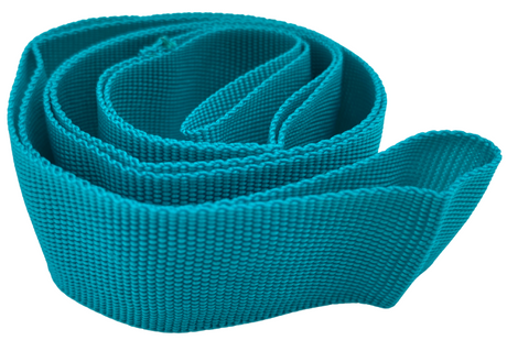 Disse markeringsbånd, som fås i fire klare farver, er perfekte til at skabe overblik og struktur under træning, konkurrencer eller leg! 
Farverne gør det nemt at inddele hold, så alle kan fokusere på samarbejde og aktivitet. Ideel til både børn og vo