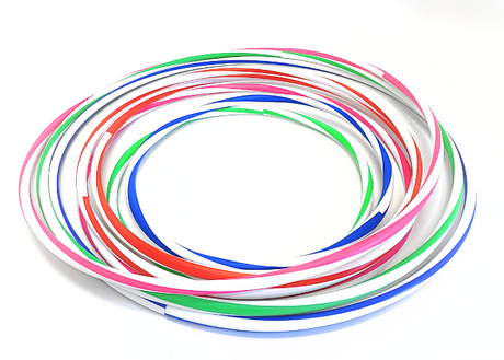 Hulahopring udført i plast.
Formstabilt og god kvalitet.
Rundt plastprofil ø20 mm.
Leveres i ass. farver.