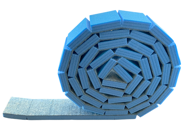 Balancebom der kan rulles sammen.
Let at opbevare og transportere.

Fremstillet af PE skum og med nålefilt på top.
