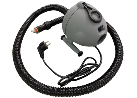 Blæser OV 10 er en kvalitets pumpe der er "standarden" på markedet. OV10 er produceret gennem mange i flere hundrede tusinde eksemplarer.

Blæseren er især velegnet til mindre airtracks under 9m, men kan sagtens bruges til større baner.

Meget effekt