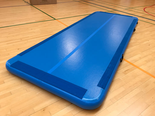 Airtrack fra Pelany er det perfekte airtrack til den kræsne gymnast.