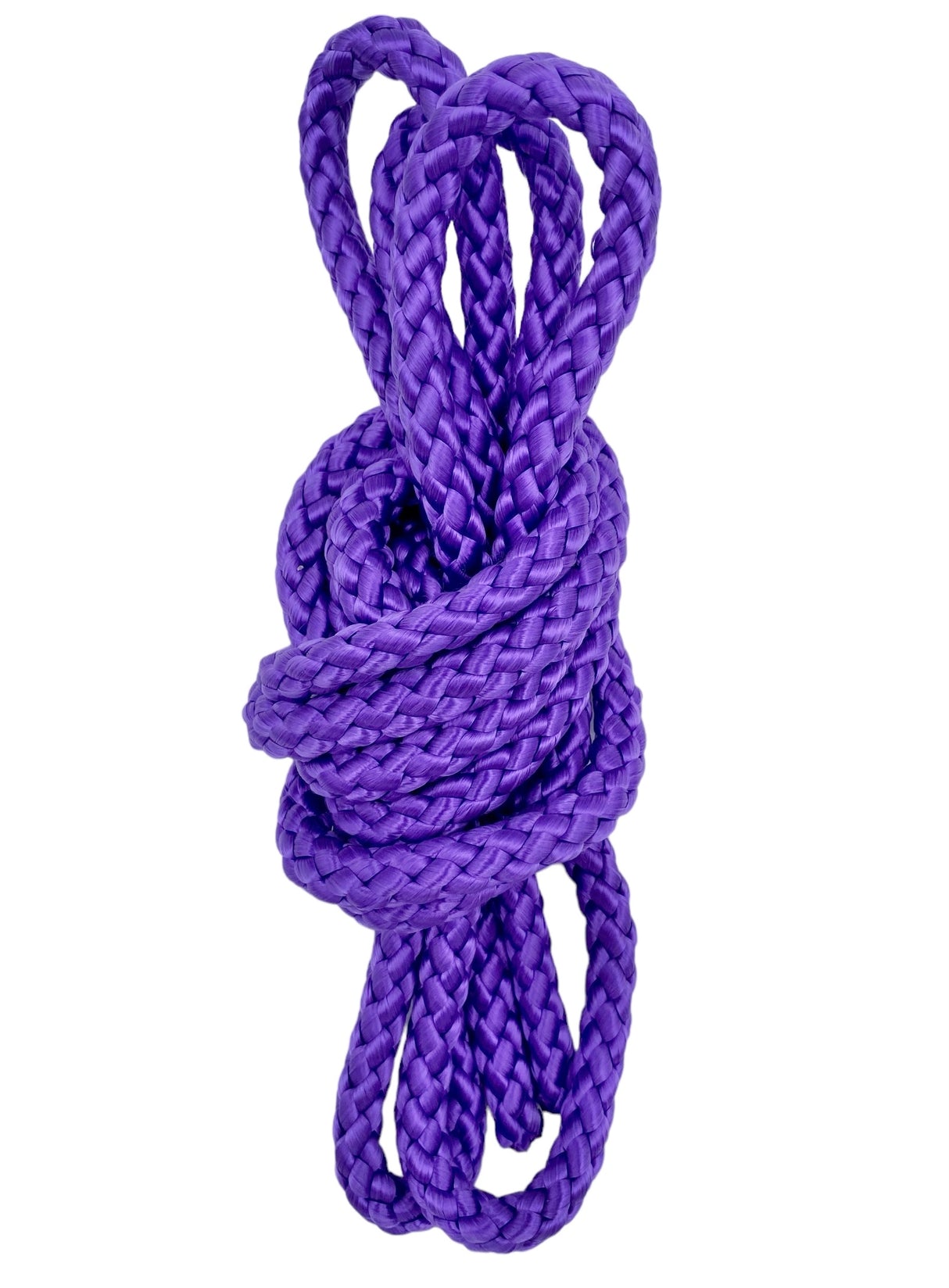 Amaya sjippetov 3m i farven lilla mørk til rytmisk gymnastik.
Super godt kvalitetsprodukt fra Amaya. Sjippetov til leg, træning og opvisning. Sjippetovet har en god tyngde, som giver god svingkraft til kast, spændende øvelser og koreografier.
Sjippet