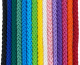 Amaya sjippetove 3m til rytmisk gymnastik. Sjippetovet fås i farverne sort, blå, grøn. petrolgrøn, turkis, lys blå, lys grøn, gul, hvid, pink lys, lilla lys, lilla mørk, pink mørk, orange og rød. 
Super godt kvalitetsprodukt fra Amaya. Sjippetov til 