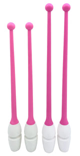 Tofarvet gymnastikkølle fra Pastorelli med en krop (den hvide del) af gummi, hvilket gør, at køllen kan stødes mod gulvet og springe tilbage. 
Køllerne kan også sættes sammen i forlængelse af hinanden.

En farverig kølle til træning, opvisning, show 