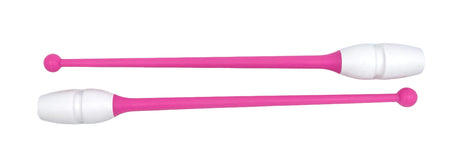 Tofarvet gymnastikkølle fra Pastorelli med en krop (den hvide del) af gummi, hvilket gør, at køllen kan stødes mod gulvet og springe tilbage. 
Køllerne kan også sættes sammen i forlængelse af hinanden.

En farverig kølle til træning, opvisning, show 