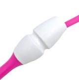 Tofarvet gymnastikkølle fra Pastorelli med en krop (den hvide del) af gummi, hvilket gør, at køllen kan stødes mod gulvet og springe tilbage. 
Køllerne kan også sættes sammen i forlængelse af hinanden.

En farverig kølle til træning, opvisning, show 