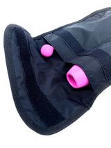 Praktisk opbevaringstaske fra Pastorelli med plads til 2 stk. gymnastikkøller.
Håndtag.
Lukkes med velcrobånd.