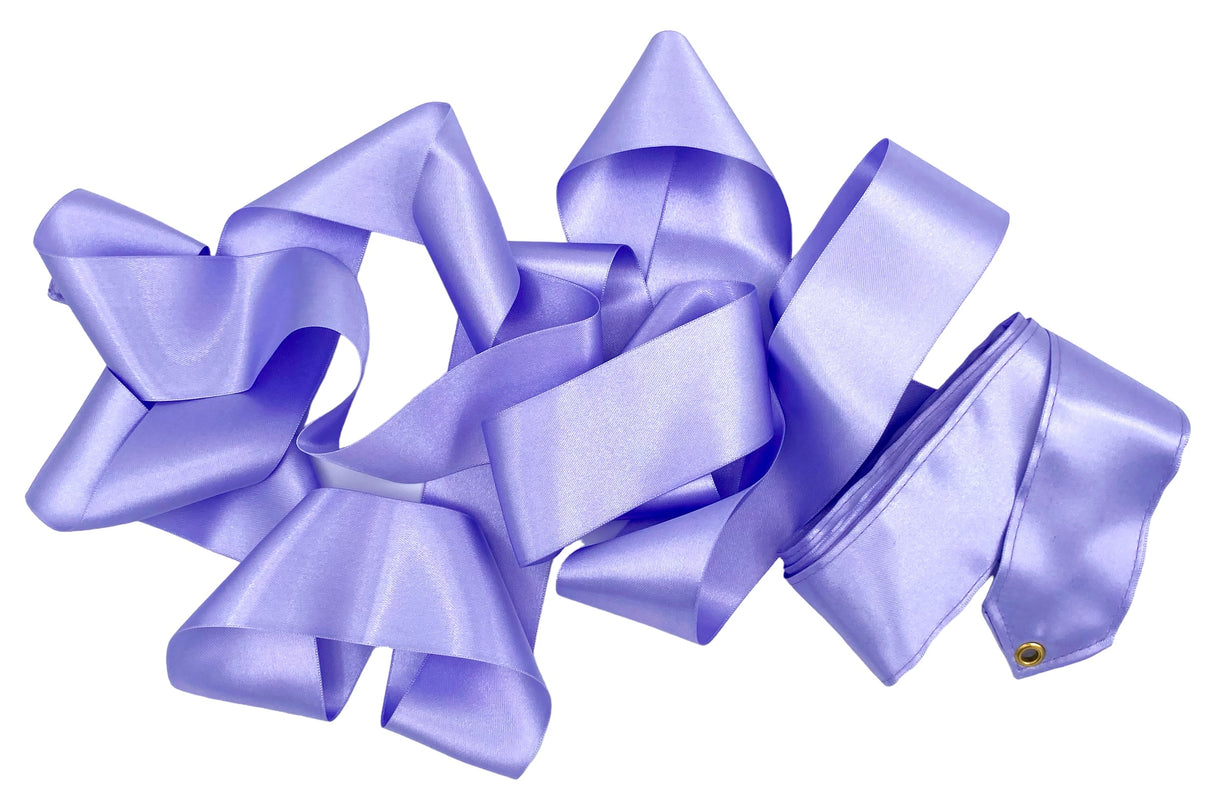 Amaya Vimpel til rytmisk gymnastik.

Amayas vimpel er det perfekte valg for rytmiske gymnaster, uanset om det er til træning eller opvisning.
Vimplerne er 6 meter lange og er lette nok til at bevæge sig elegant gennem luften, men har stadig tilstrækk