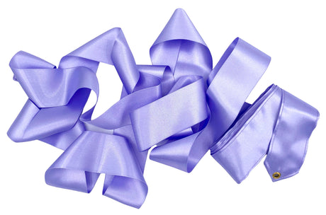 Amaya Vimpel til rytmisk gymnastik.

Amayas vimpel er det perfekte valg for rytmiske gymnaster, uanset om det er til træning eller opvisning.
Vimplerne er 6 meter lange og er lette nok til at bevæge sig elegant gennem luften, men har stadig tilstrækk