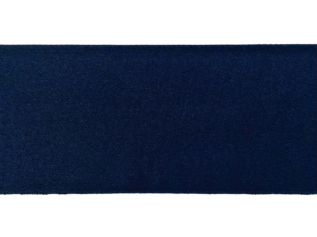 Amaya Vimpel til rytmisk gymnastik.

Amayas vimpel er det perfekte valg for rytmiske gymnaster, uanset om det er til træning eller opvisning.
Vimplerne er 6 meter lange og er lette nok til at bevæge sig elegant gennem luften, men har stadig tilstrækk