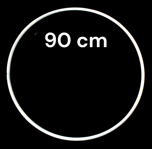 SIDNEY Pastorelli Tøndebånd. 
Snit diameter 14-15 mm. 
Fås i størrelse 80, 85 og 90 cm, som refererer til tøndebåndets indre diameter.
Tøndebåndet er hvidt og sælges uden tøndebåndstape. Se vores enorme udvalg af tøndebåndstape!
Tøndebåndet SIDNEY fra Pastorelli er produceret i high density polyethylen (HDPE), hvilket gør tøndebåndet utroligt stærkt og formstabilt.  Særligt velegnet til junior- og seniorbegyndere.