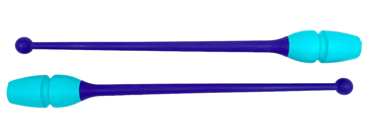 Tofarvet gymnastikkølle fra Pastorelli med en krop af gummi, hvilket gør, at køllen kan stødes mod gulvet og springe tilbage. 
Køllerne kan også sættes sammen i forlængelse af hinanden.

En farverig kølle til træning, opvisning, show og konkurrence.
