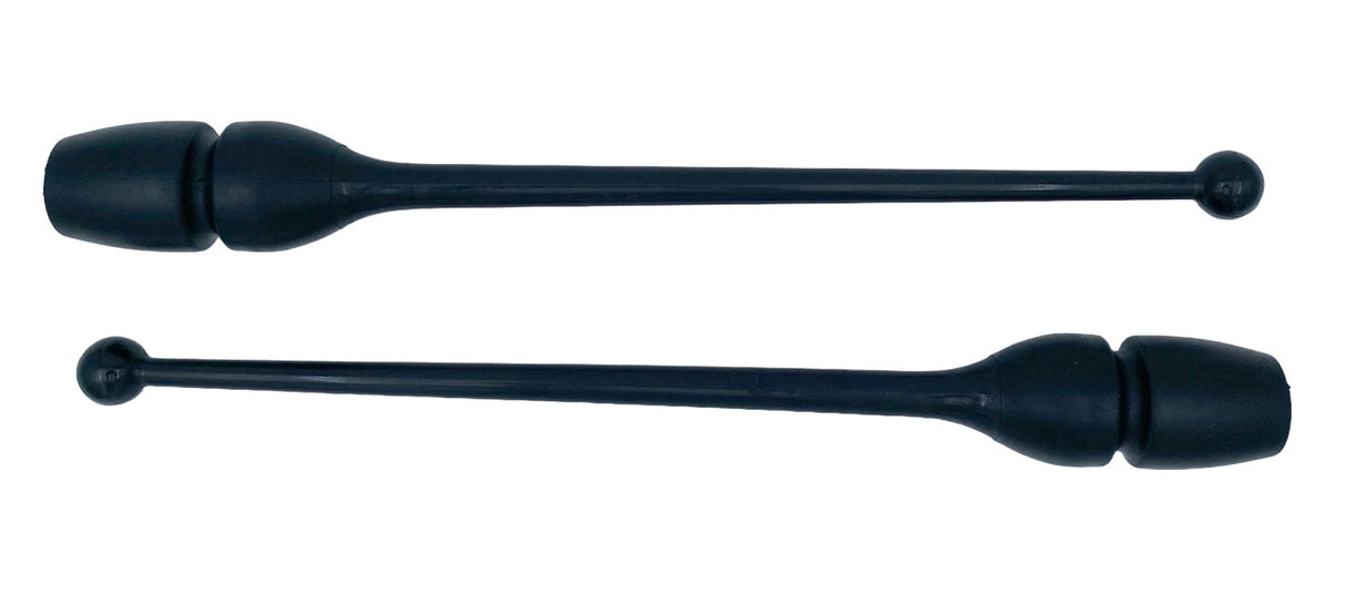 MASHA gymnastikkølle fra Pastorelli med både bounceeffekt og connectable.
Bounce betyder at køllen er lavet af gummi og derfor kan stødes mod gulvet og springe tilbage.
Connectable betyder at køllerne kan også sættes sammen i forlængelse af hinanden.