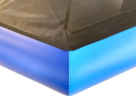 Hoppeburger ø 200 cm.
700 g/m2. PVC dug.

Den bedste trampolin til de helt små.

Med denne burger kan der hurtig leges øvelser ind til motorik, balance og hoppetræning

Det er så sjovt for børnene når der læres med leg.