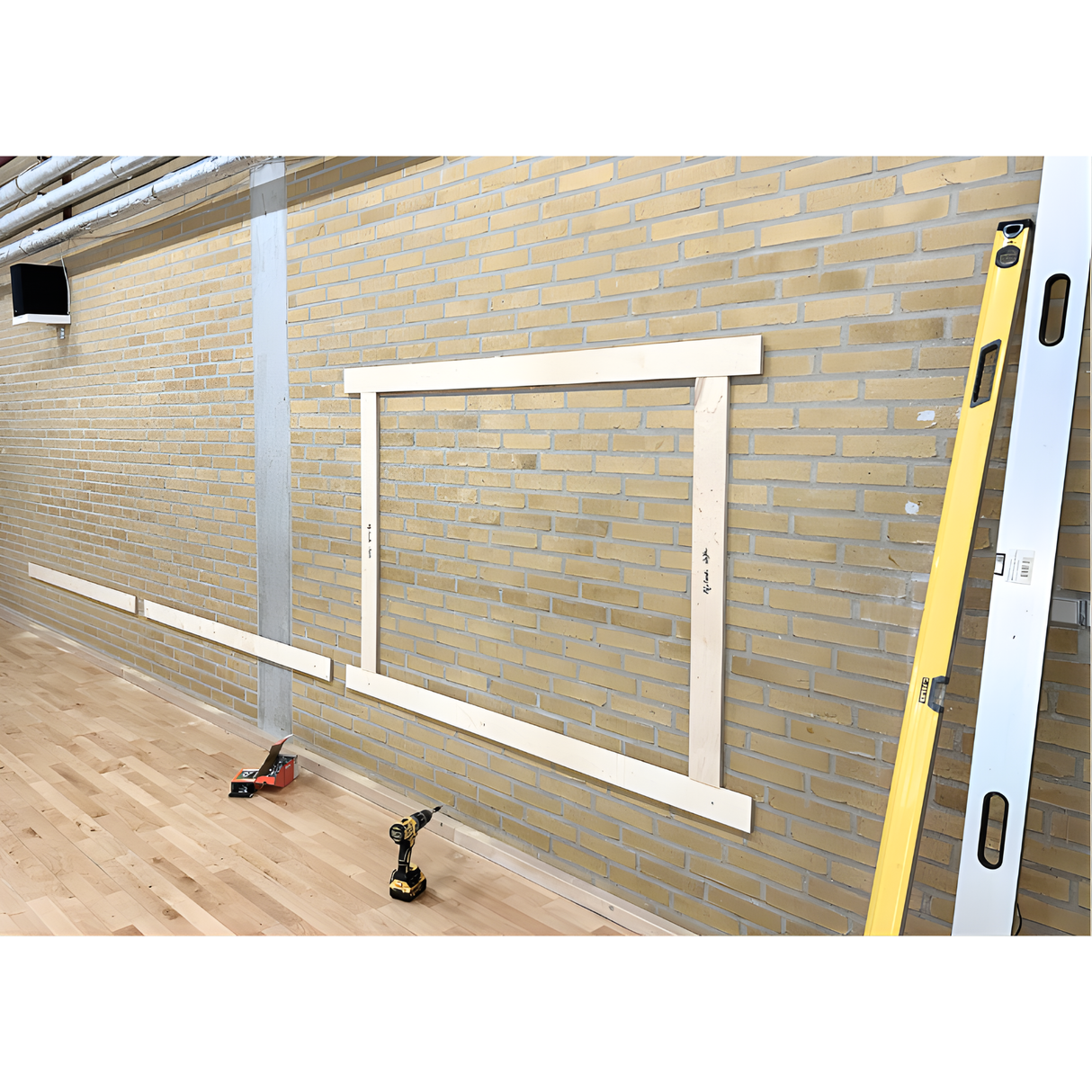 Plademonteret spejl B200xH200 cm